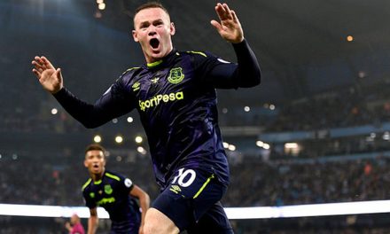 Wayne Rooney marcó su gol número 200 en la Premier League