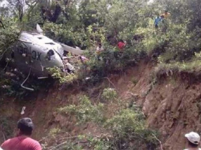 Cae helicóptero con viveres en Oaxaca