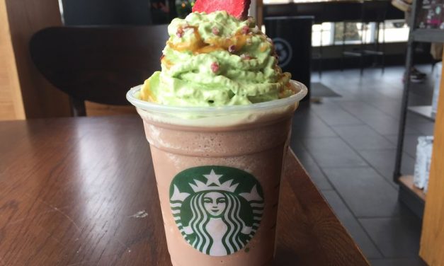 STARBUCKS LANZA EN MÉXICO THE CHRISTMAS TREE FRAPPUCCINO BLENDED CRÈME.