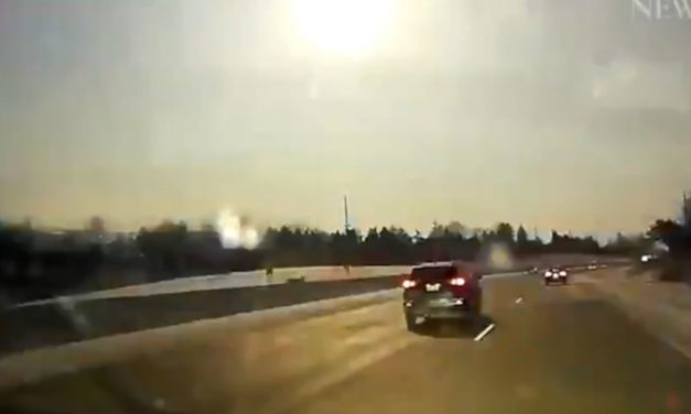 Cae Meteorito en Detroit y causa sismo.