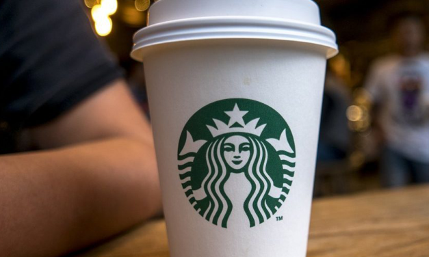 Starbucks enfrenta polémica