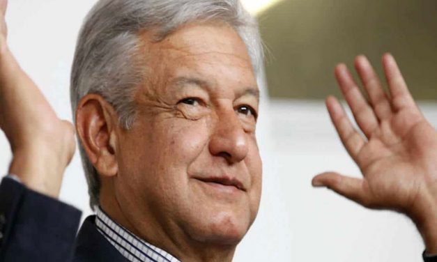 López Obrador llega a Monterrey