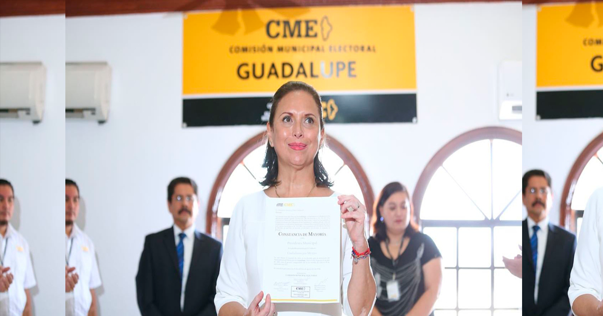 Entregan constancia de Alcaldesa a Cristina Díaz