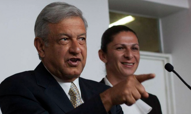 AMLO PROMETE APOYAR A DEPORTISTAS