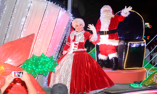 San pedro listo para el desfile navideño