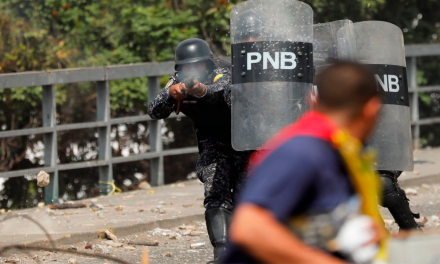 Suman 16 los muertos por protestas en Venezuela