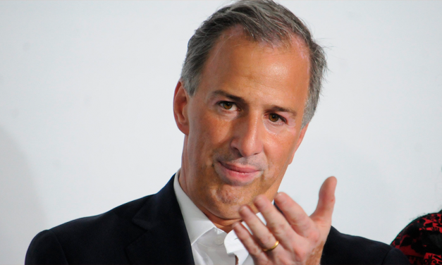 Meade ganará más en nuevo cargo en HSBC que AMLO frente al país