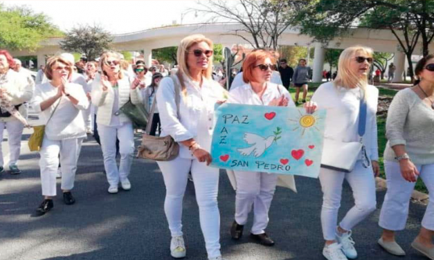 Marchan vecinos de San Pedro por ola de violencia