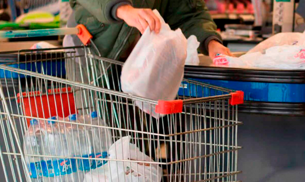 Prohíben bolsas de plástico en supermercados de Nuevo León