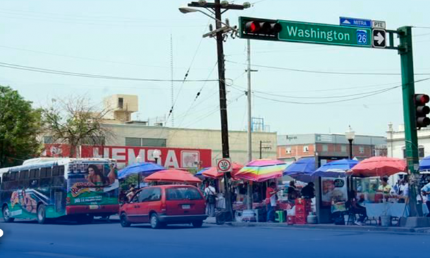 Quitan puestos ambulantes del centro de Monterrey