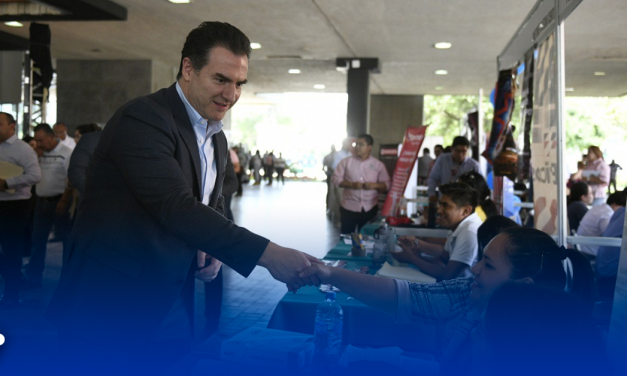 Supervisa Adrián de la Garza realización de la Séptima Feria del Empleo