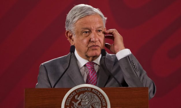 AMLO presume crecimiento económico