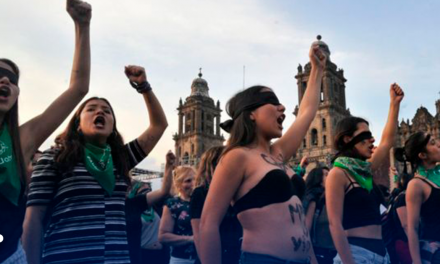 “El violador eres tú”: himno feminista nacido en Chile es utilizado a nivel mundial