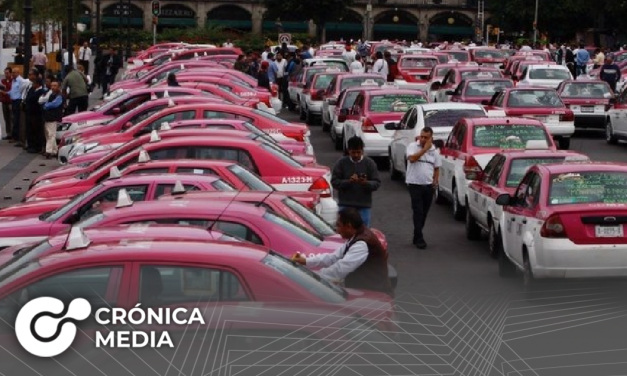 Masiva protesta de taxistas en CDMX