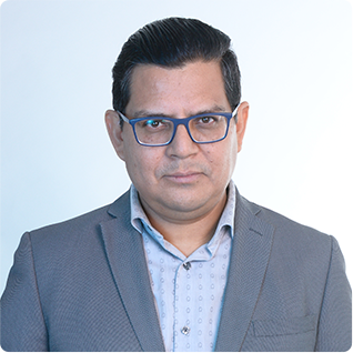 LONQS | Cesar Flores
