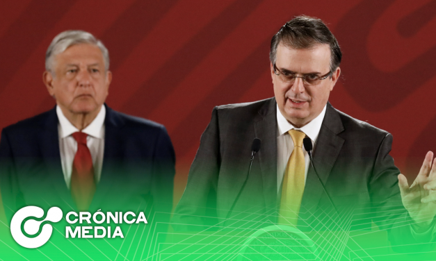 Ebrard: “Vacuna de Pfizer llegará mañana a México”