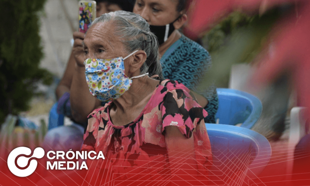 Partera indígena es reconocida como tesoro humano vivo