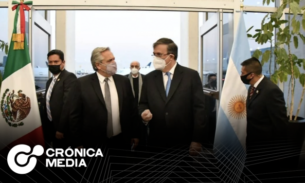 Presidente de Argentina llega a México