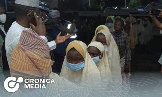 Liberan a casi 300 niñas secuestradas en Nigeria