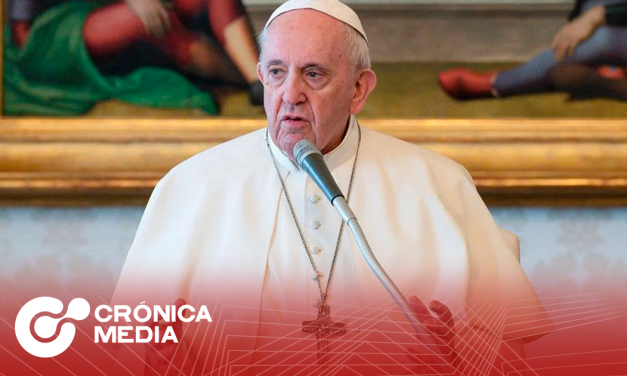 Papa Francisco acepta renuncia de obispo mexicano tras afirmar que “usar el famoso cubrebocas es no confiar en Dios”