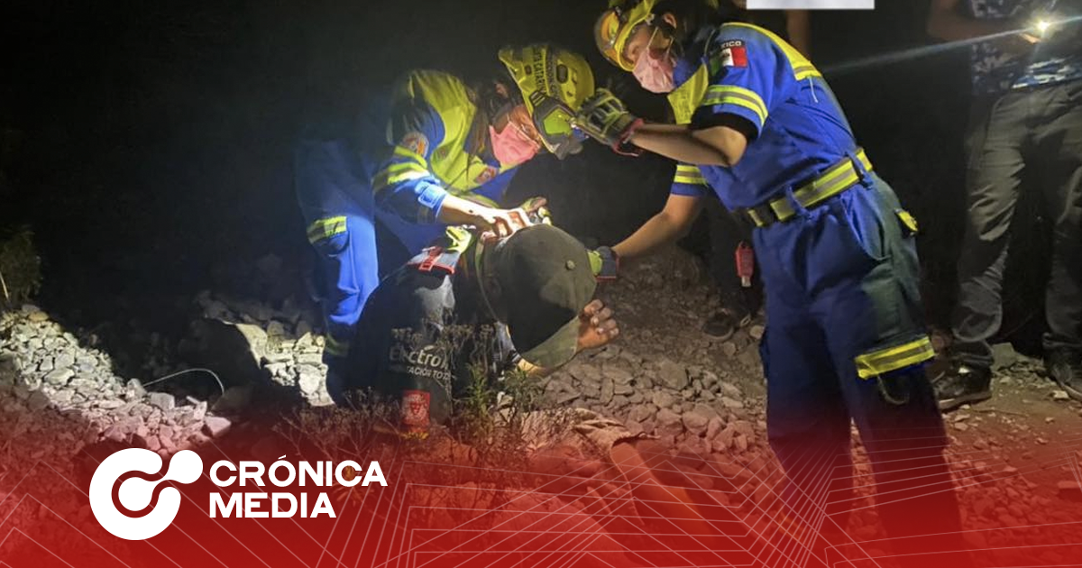 Rescatan a 3 excursionistas extraviados en la Huasteca