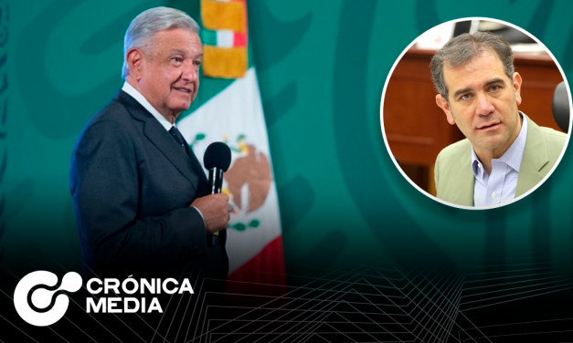 AMLO acusa al consejero presidente del INE por no ser demócrata