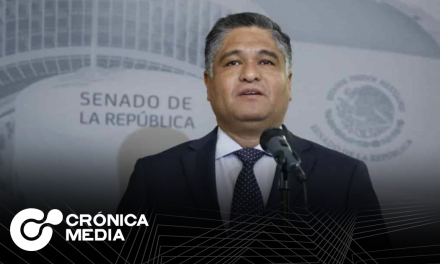 Víctor Fuentes renuncia a la candidatura de Morena