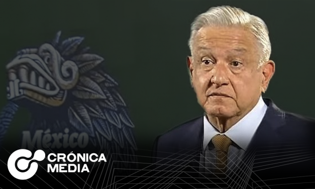 AMLO reta a adversarios a reagruparse con miras a la revocación de mandato de 2022
